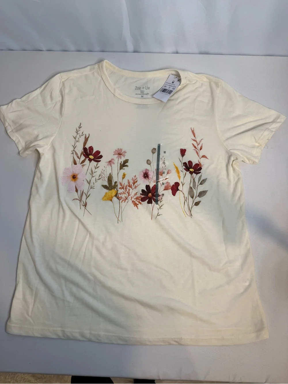 Zoe + Liv NWT Floral Graphic Tee Cream Size Medium Cottagecore Boho